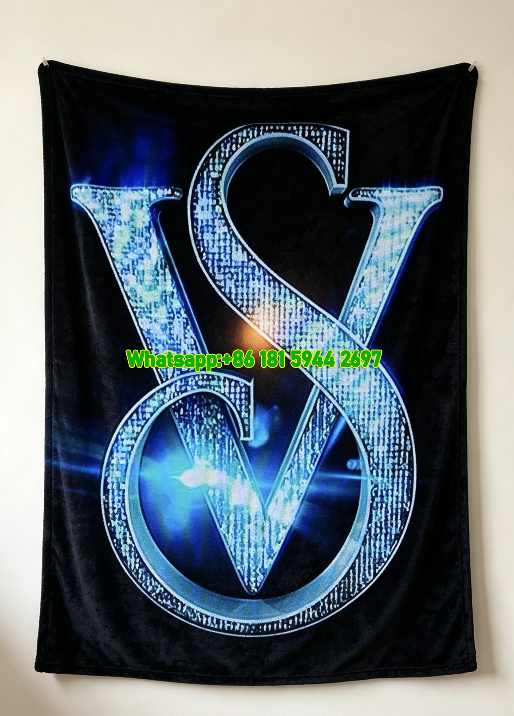 Victoria's Secret Flannel Throw Blanket, VS Soft Sofa Blanket V231